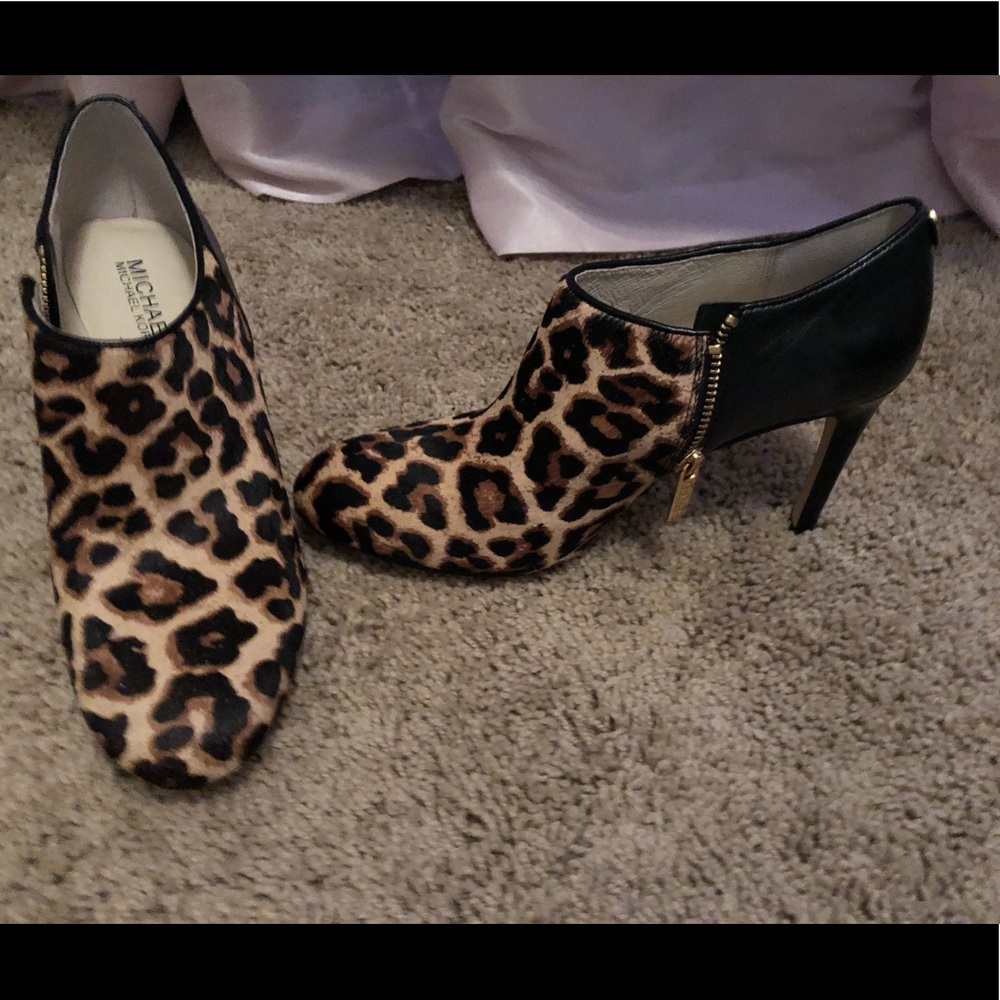 Michael Kors leopard booties
